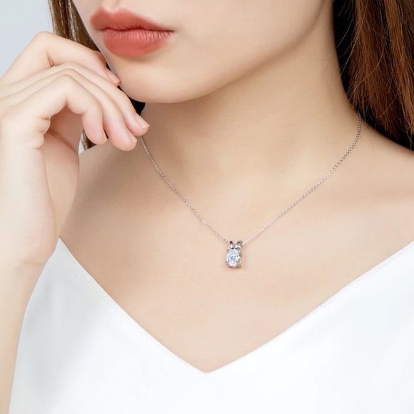 Certified 1ct. t.w. Moissanite Diamond Oval Pendant Necklace NEW - Picture 3 of 10